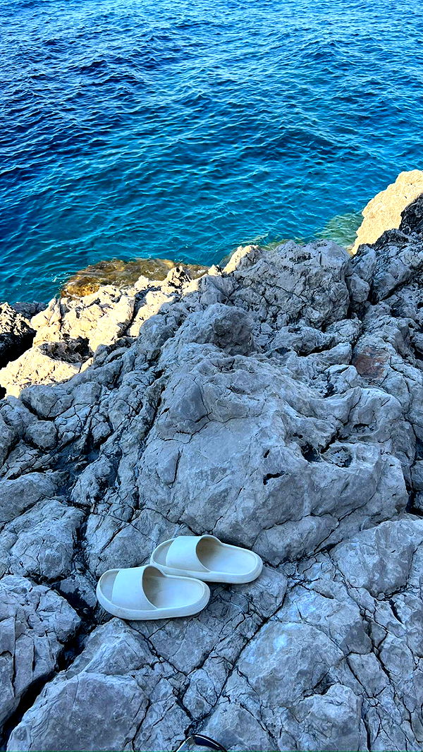 mathilda_bergs image ~ Altpins