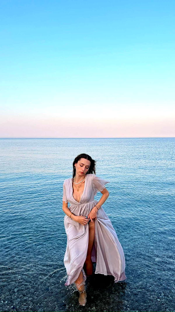 mathilda_bergs image ~ Altpins