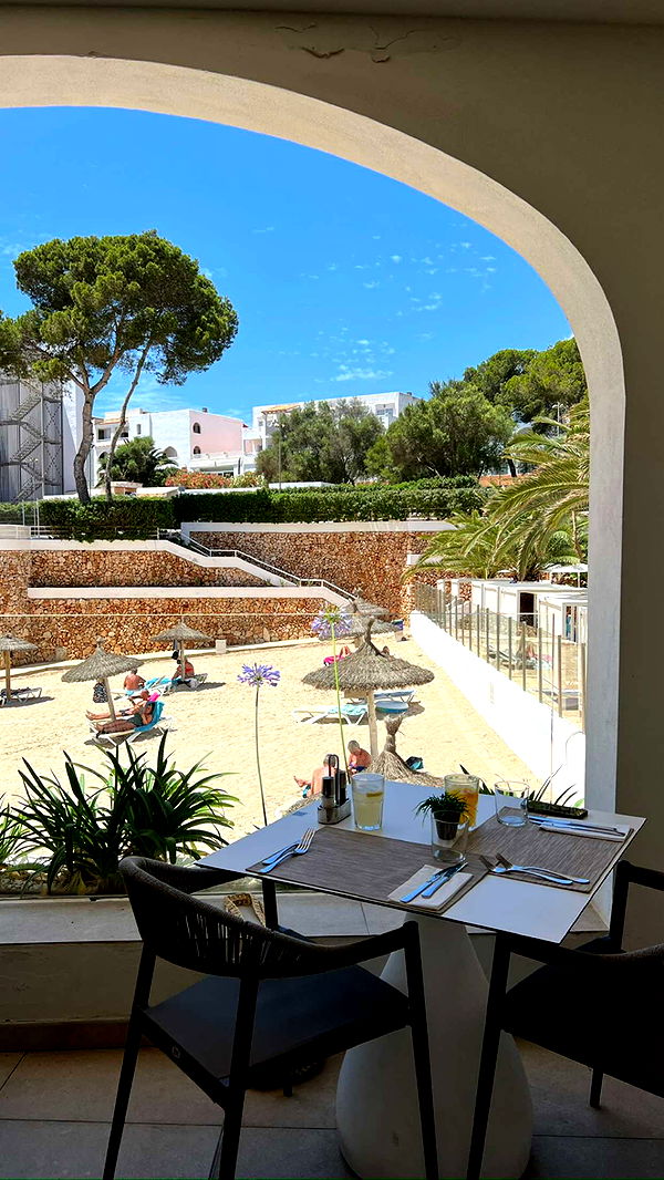 mathilda_bergs image ~ Altpins