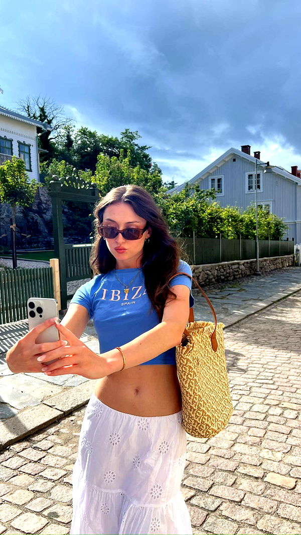 mathilda_bergs image ~ Altpins