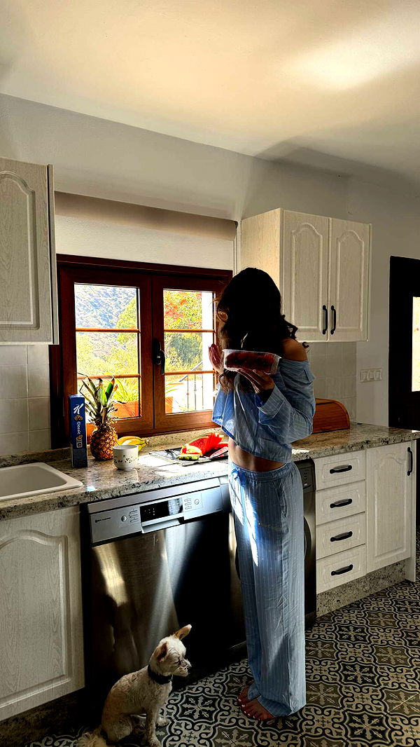 mathilda_bergs image ~ Altpins