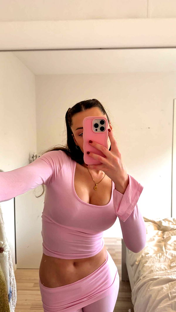 mathilda_bergs image ~ Altpins