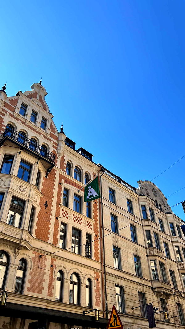 mathilda_bergs image ~ Altpins