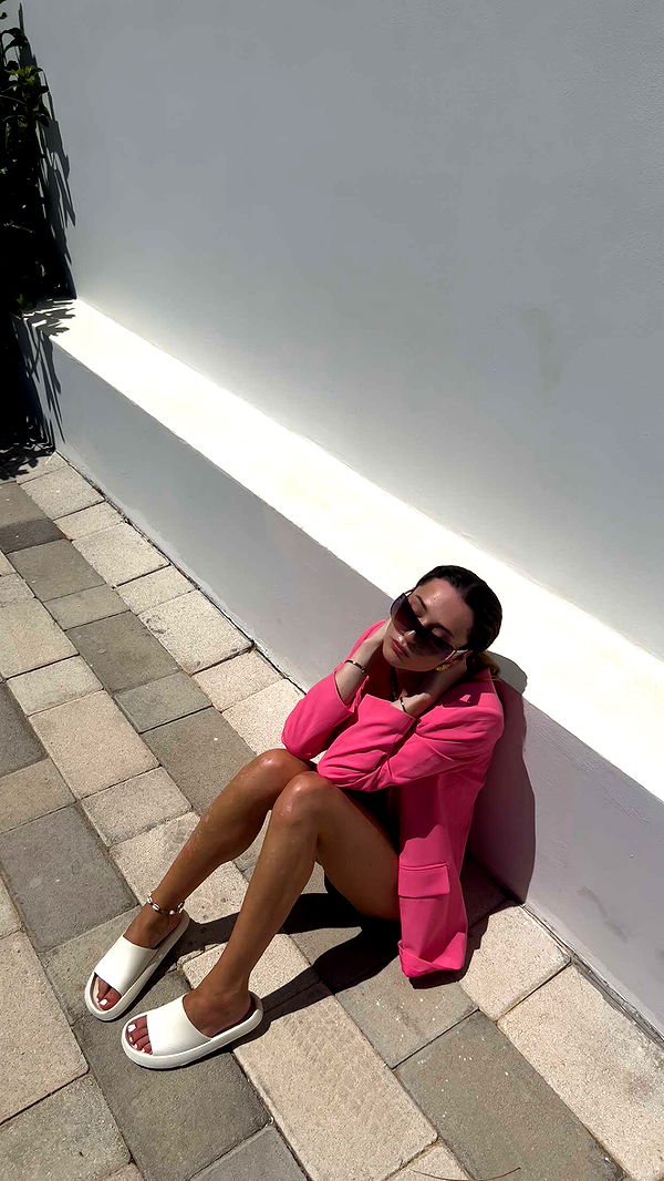 mathilda_bergs image ~ Altpins