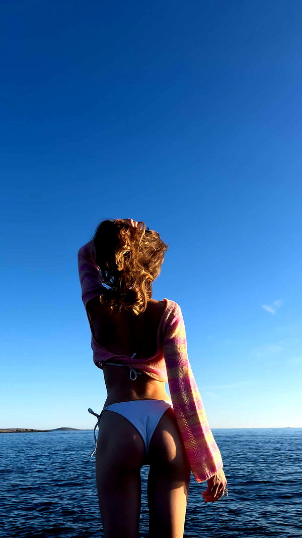 mathilda_bergs image ~ Altpins