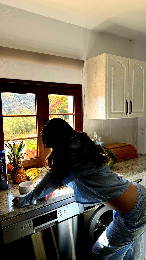 mathilda_bergs image ~ Altpins