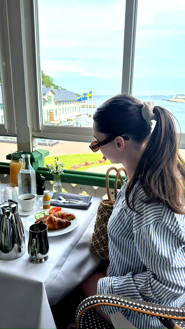 mathilda_bergs image ~ Altpins