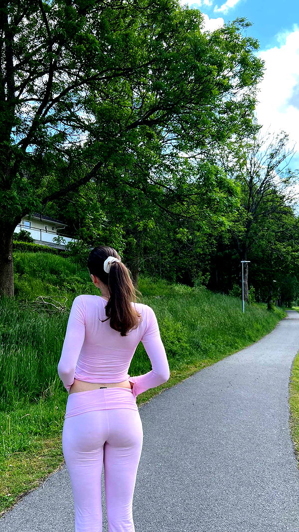 mathilda_bergs image ~ Altpins