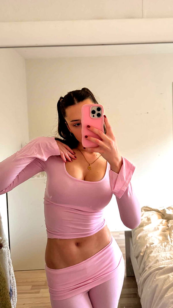 mathilda_bergs image ~ Altpins