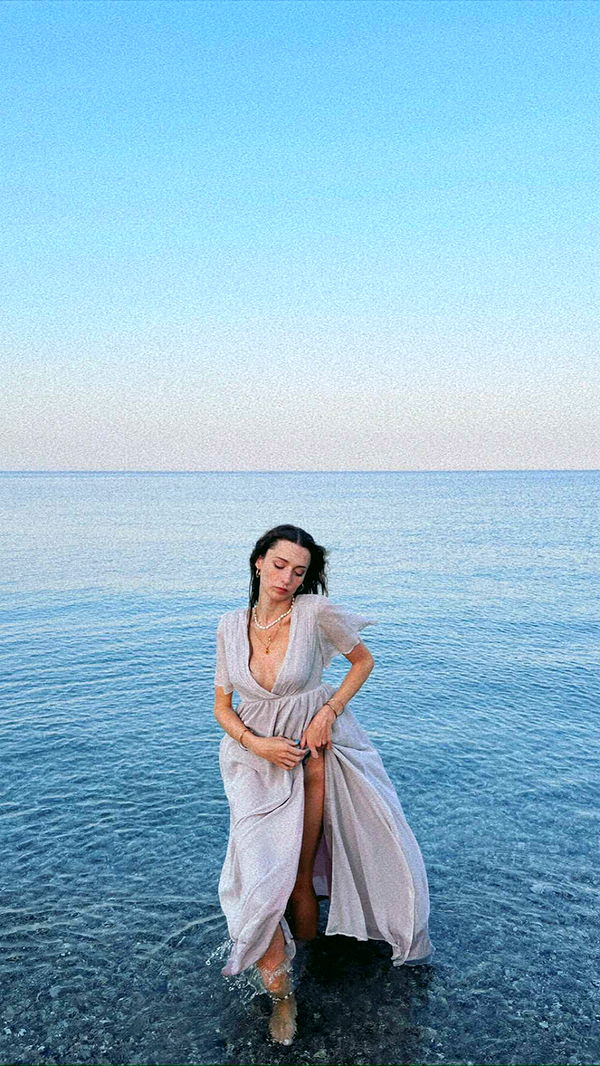 mathilda_bergs image ~ Altpins