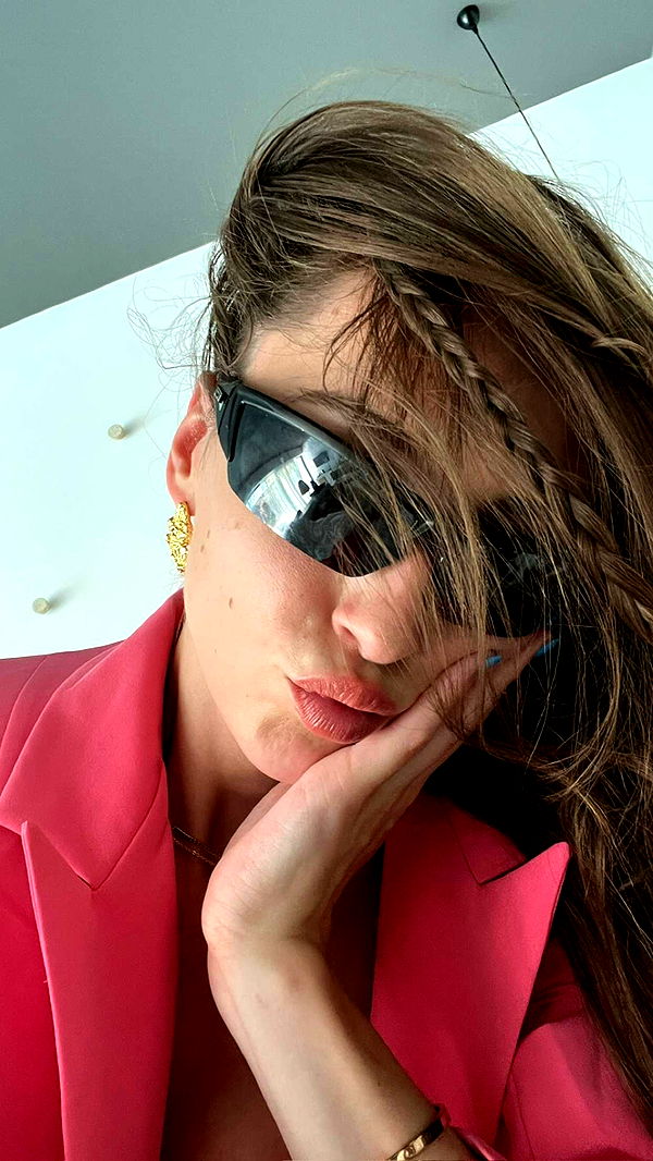 mathilda_bergs image ~ Altpins