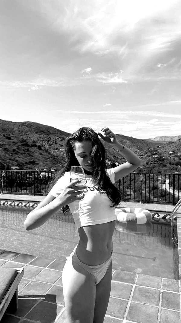 mathilda_bergs snapchat image archive image