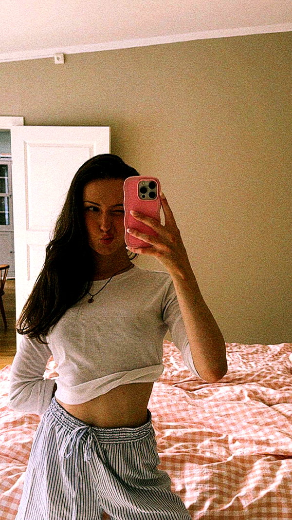 mathilda_bergs snapchat image archive image