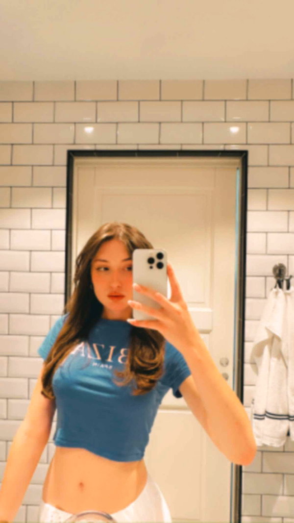 mathilda_bergs snapchat image archive image