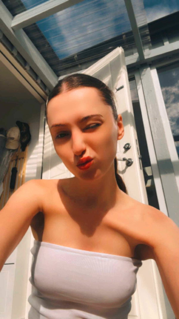 mathilda_bergs snapchat image archive image