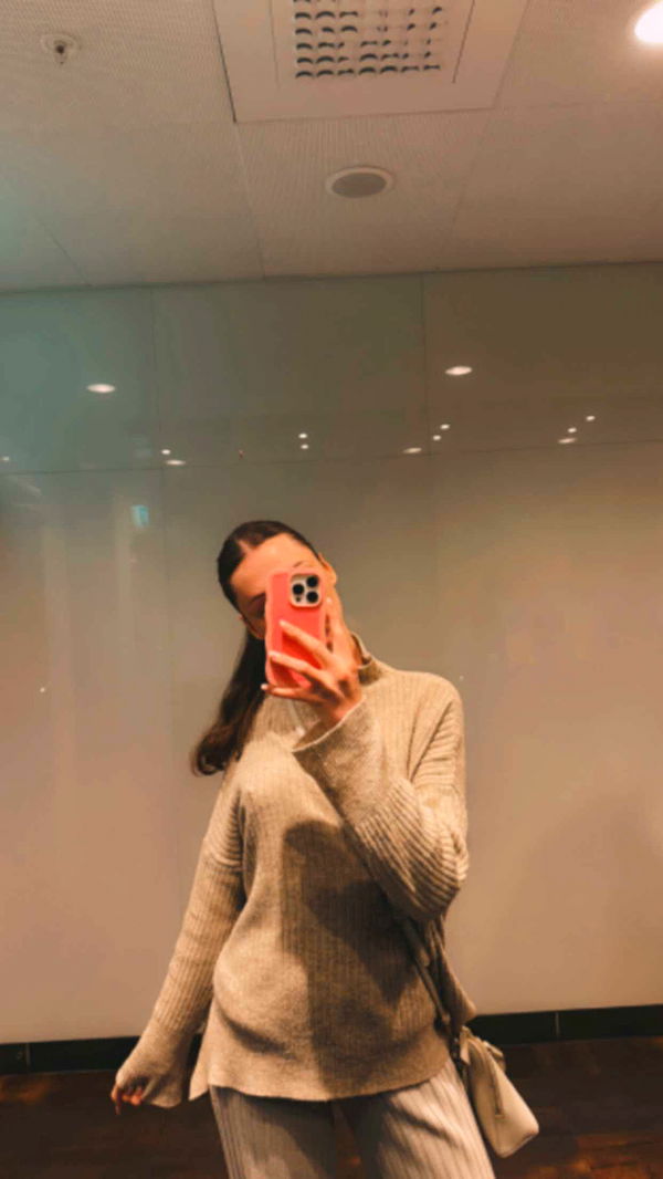 mathilda_bergs image ~ Altpins