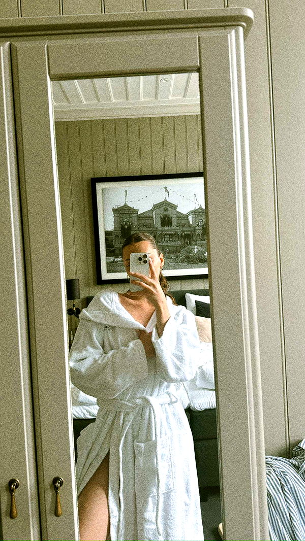 mathilda_bergs image ~ Altpins