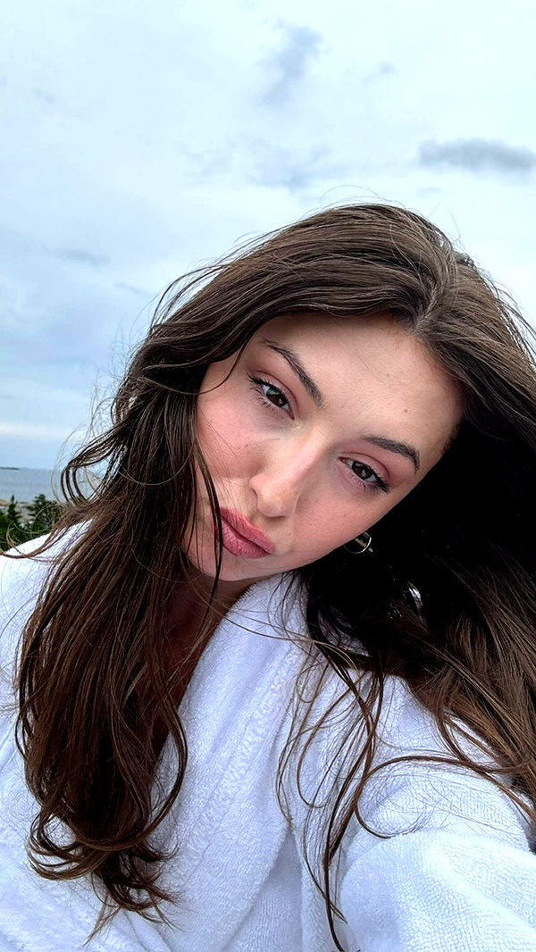 mathilda_bergs image ~ Altpins