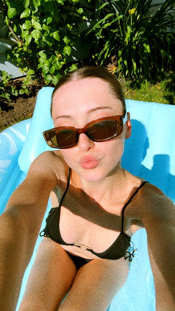 mathilda_bergs image ~ Altpins