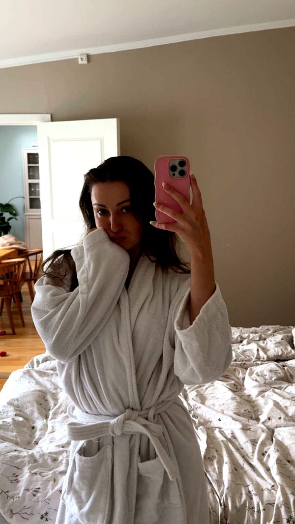 mathilda_bergs image ~ Altpins