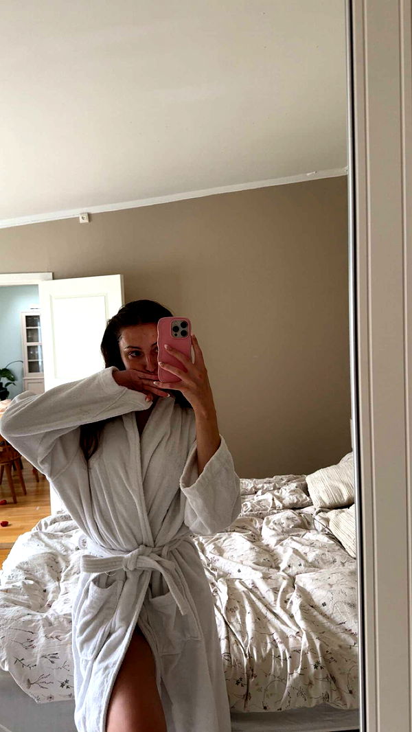 mathilda_bergs image ~ Altpins