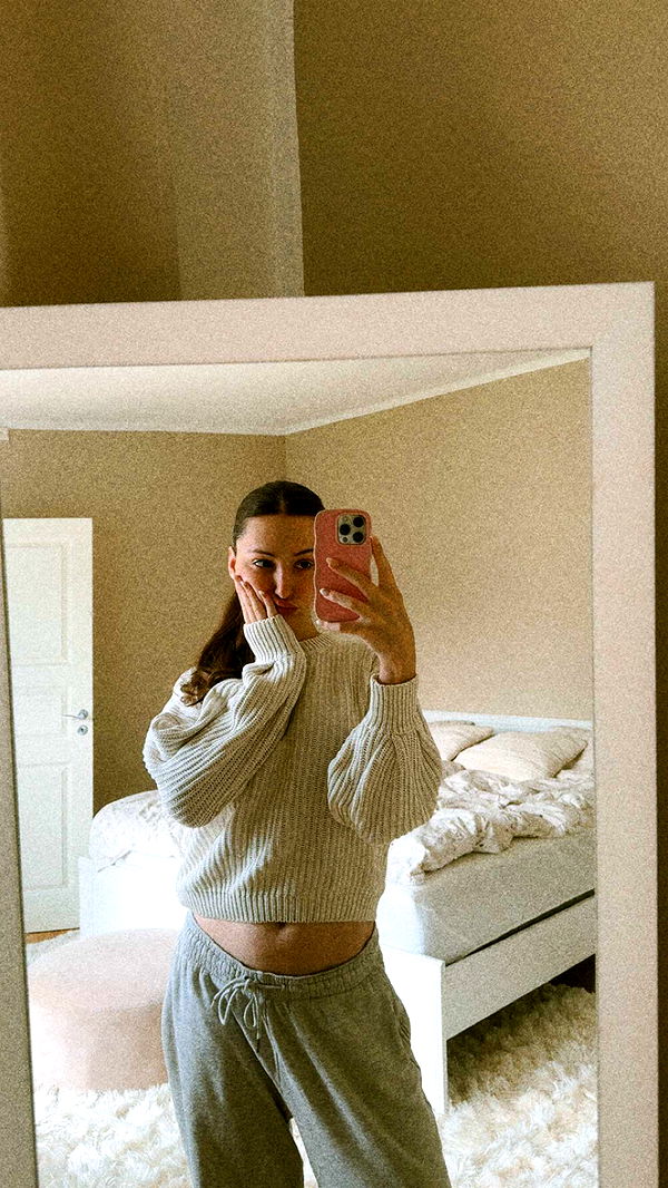 mathilda_bergs image ~ Altpins