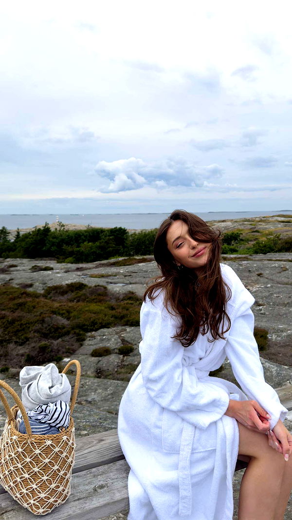 mathilda_bergs image ~ Altpins