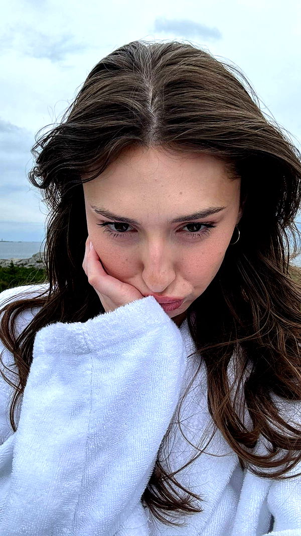 mathilda_bergs image ~ Altpins