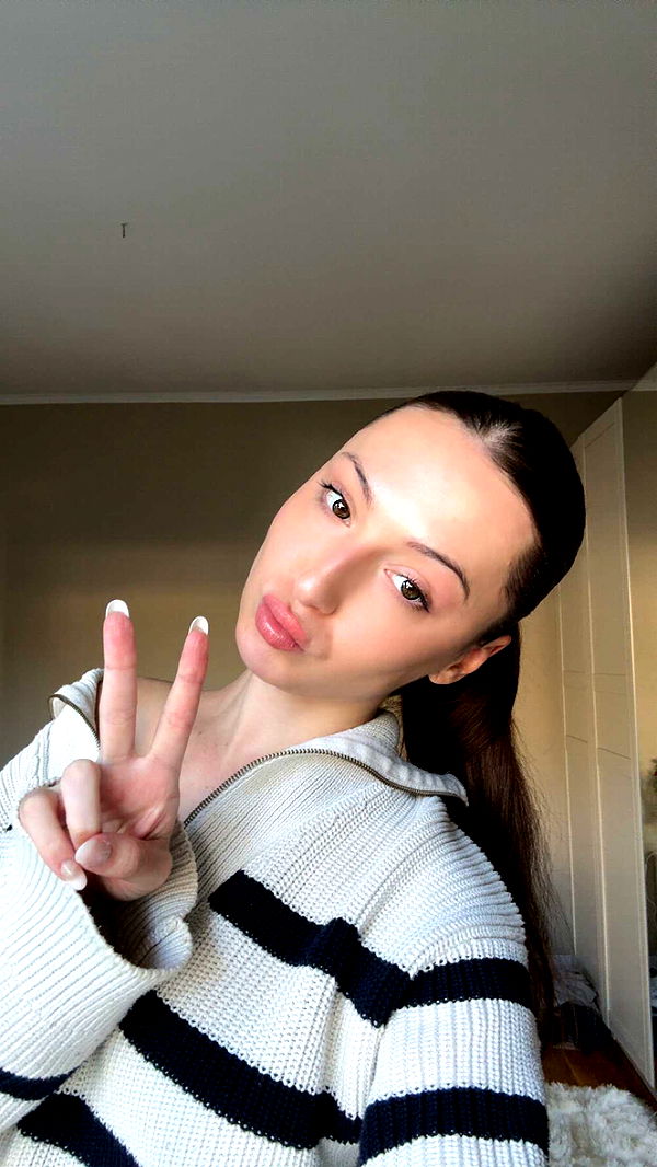 mathilda_bergs image ~ Altpins