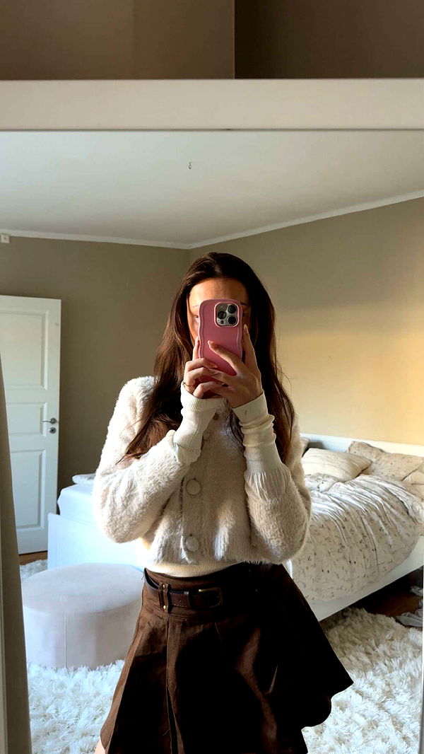 mathilda_bergs image ~ Altpins