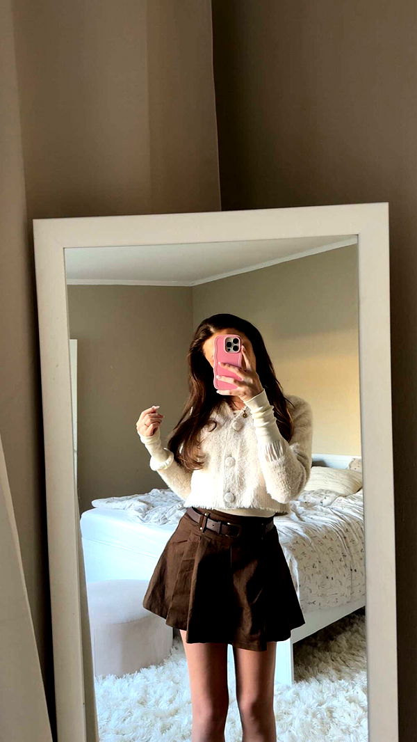 mathilda_bergs image ~ Altpins