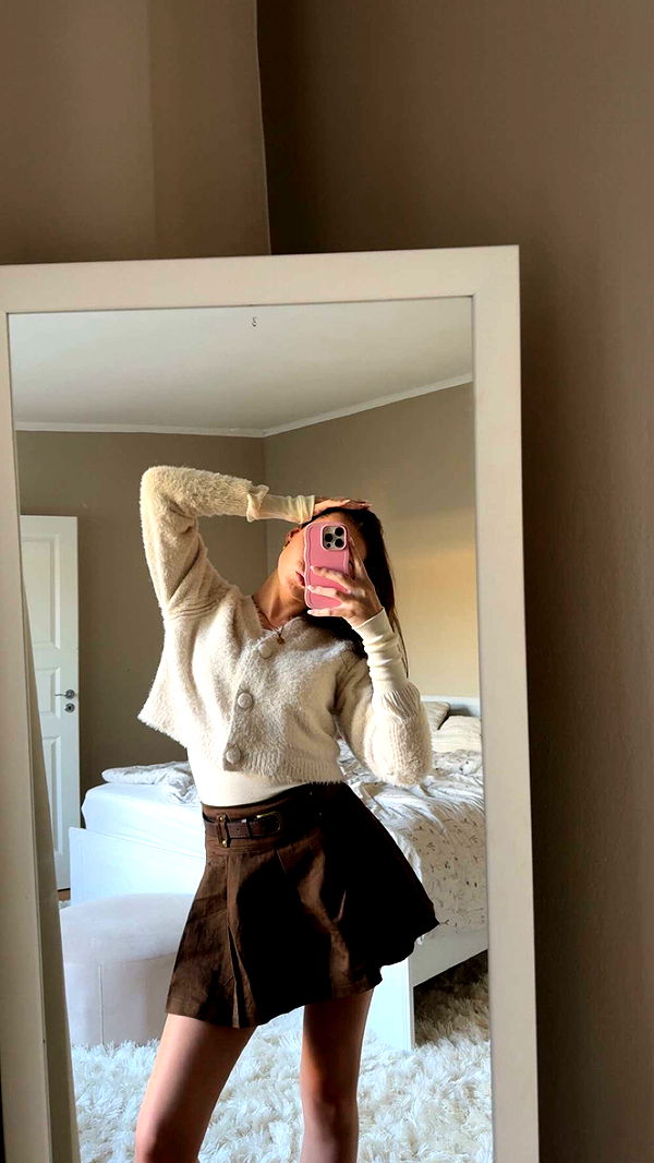 mathilda_bergs image ~ Altpins