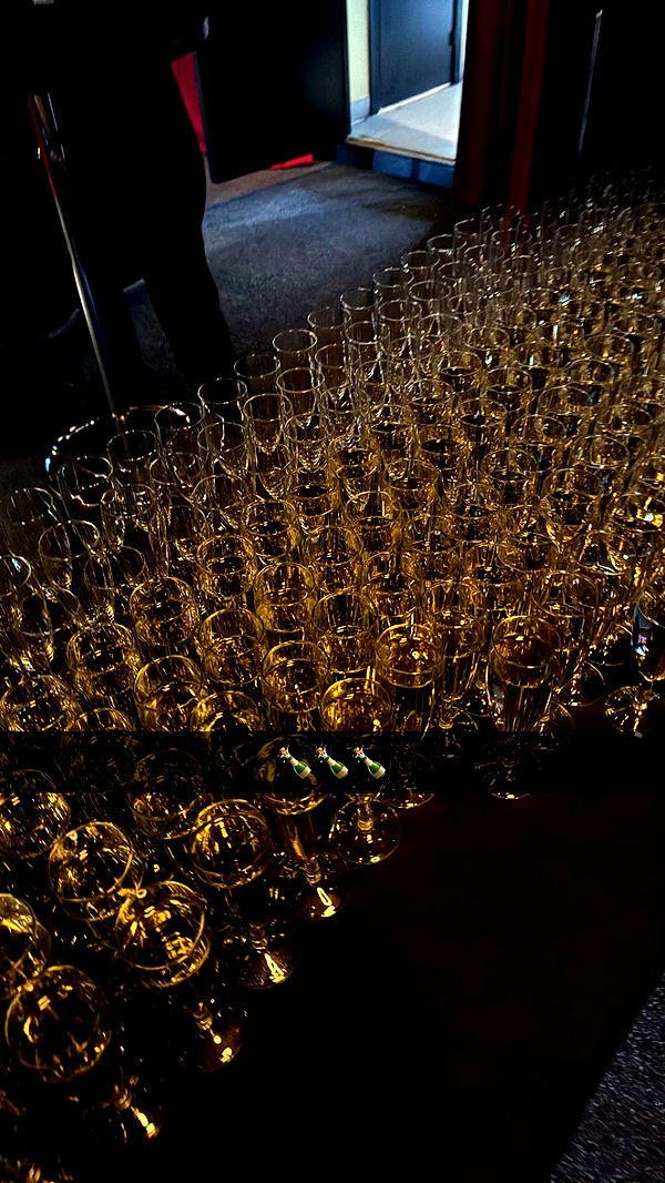 mathilda_bergs image ~ Altpins