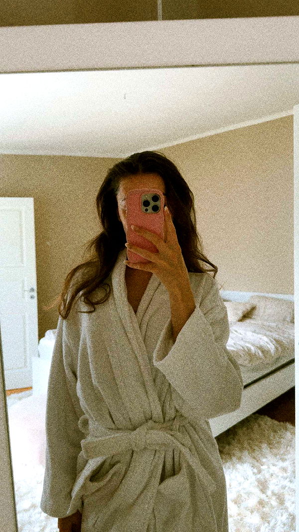 mathilda_bergs image ~ Altpins