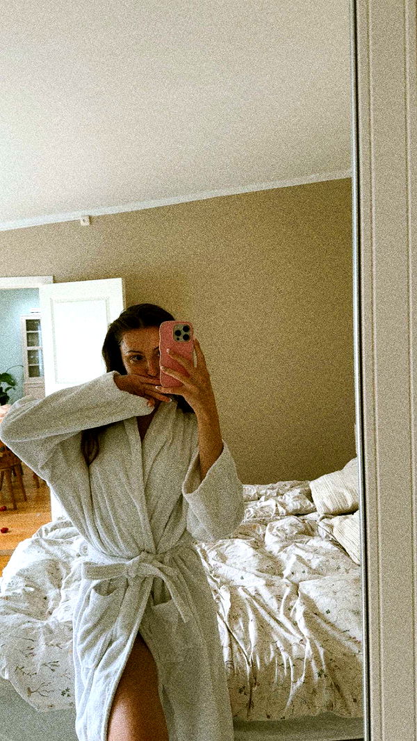 mathilda_bergs image ~ Altpins