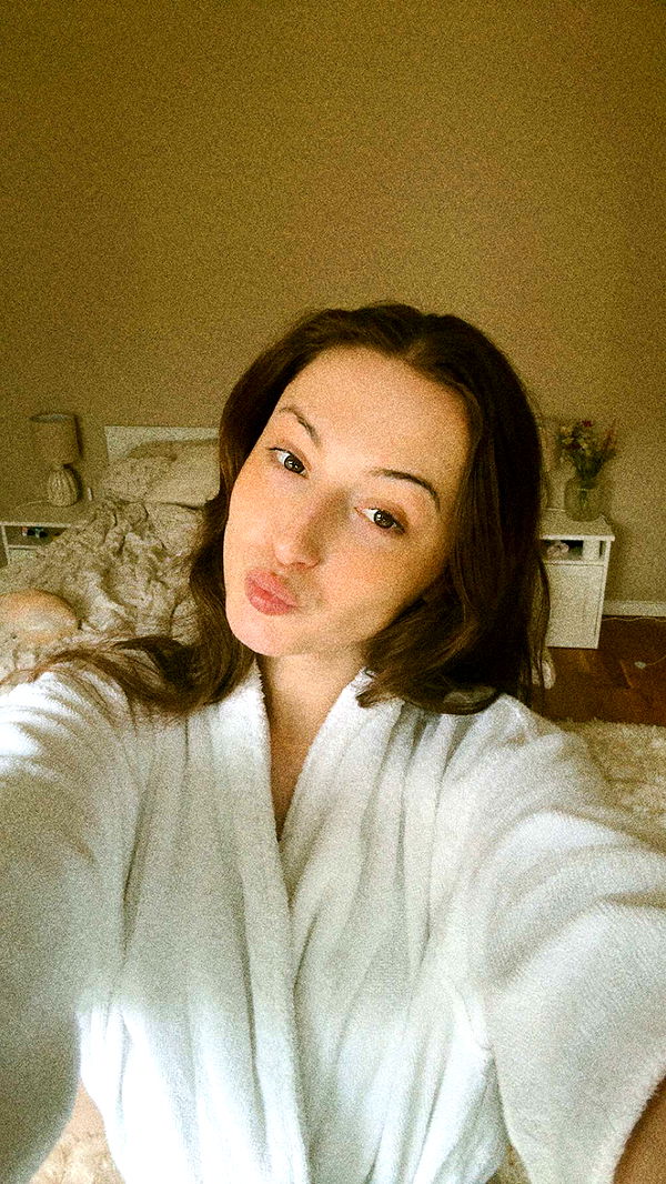 mathilda_bergs image ~ Altpins