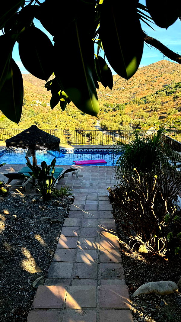 mathilda_bergs image ~ Altpins