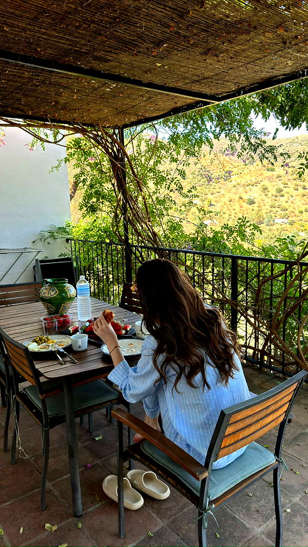 mathilda_bergs image ~ Altpins