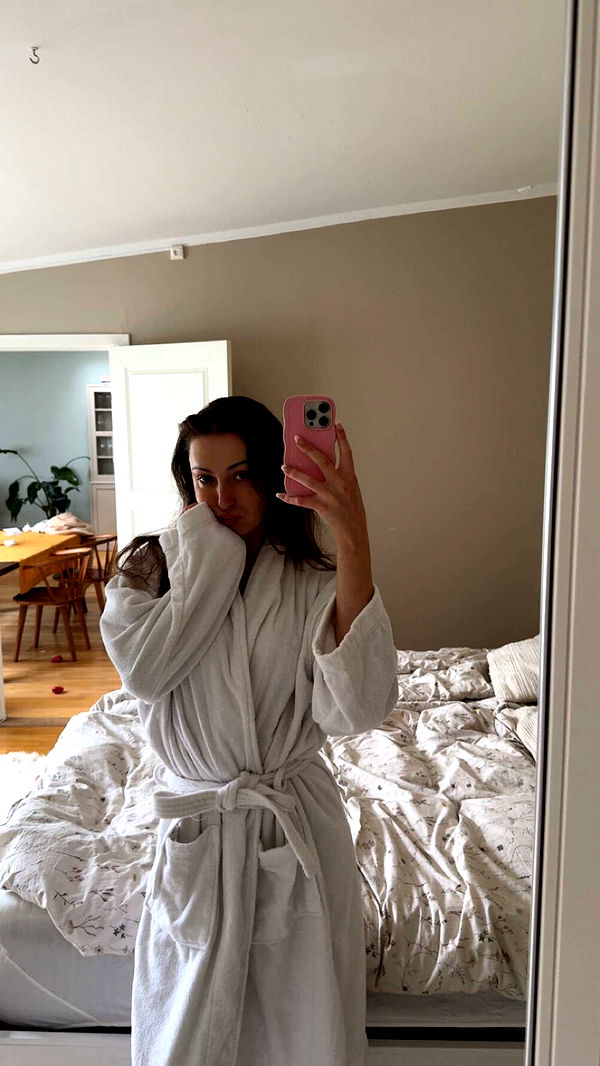 mathilda_bergs image ~ Altpins