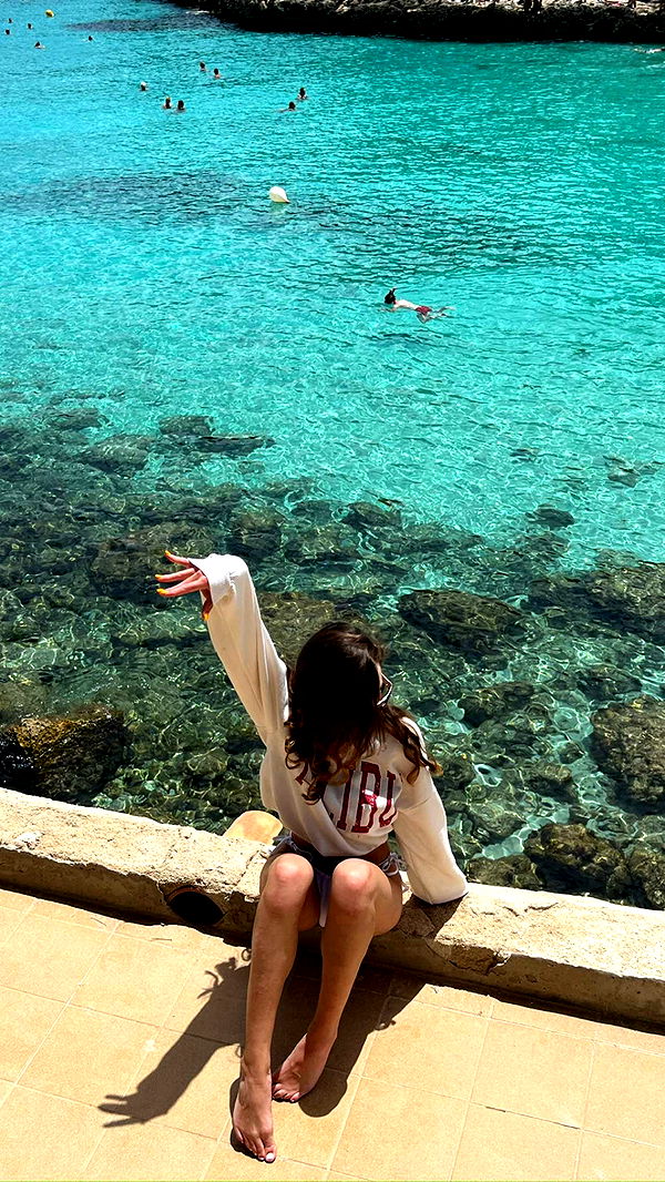 mathilda_bergs image ~ Altpins