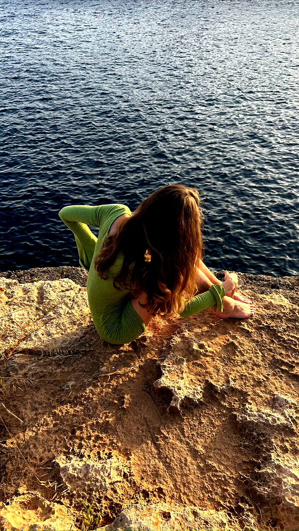 mathilda_bergs image ~ Altpins