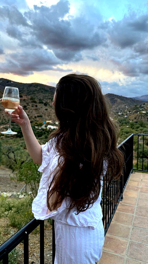 mathilda_bergs image ~ Altpins