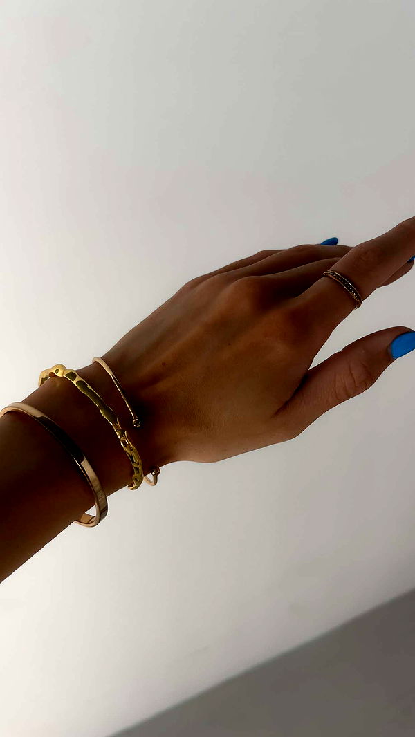 mathilda_bergs image ~ Altpins