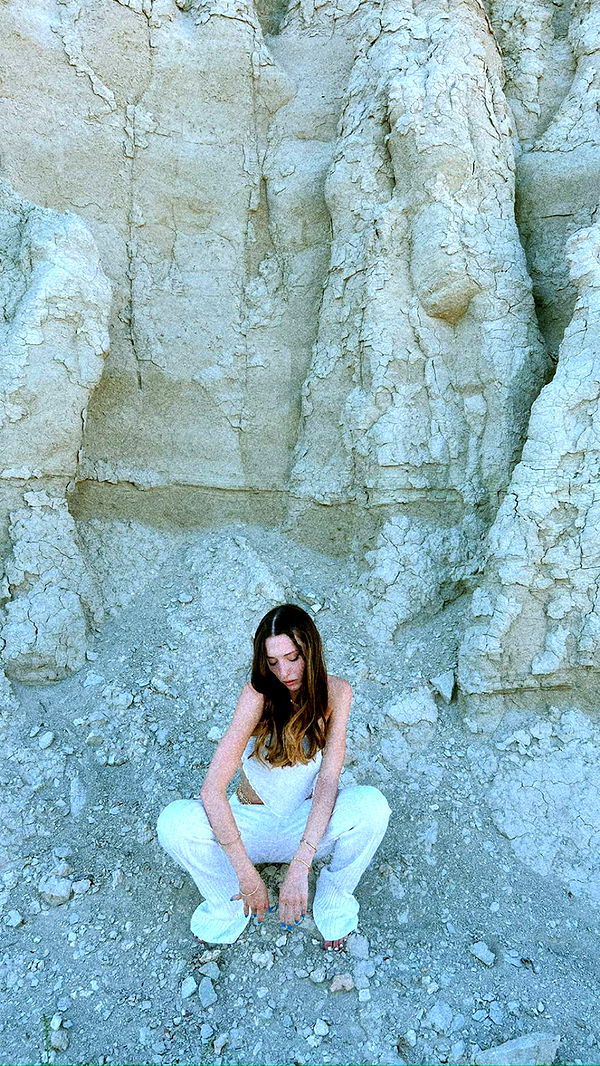 mathilda_bergs image ~ Altpins