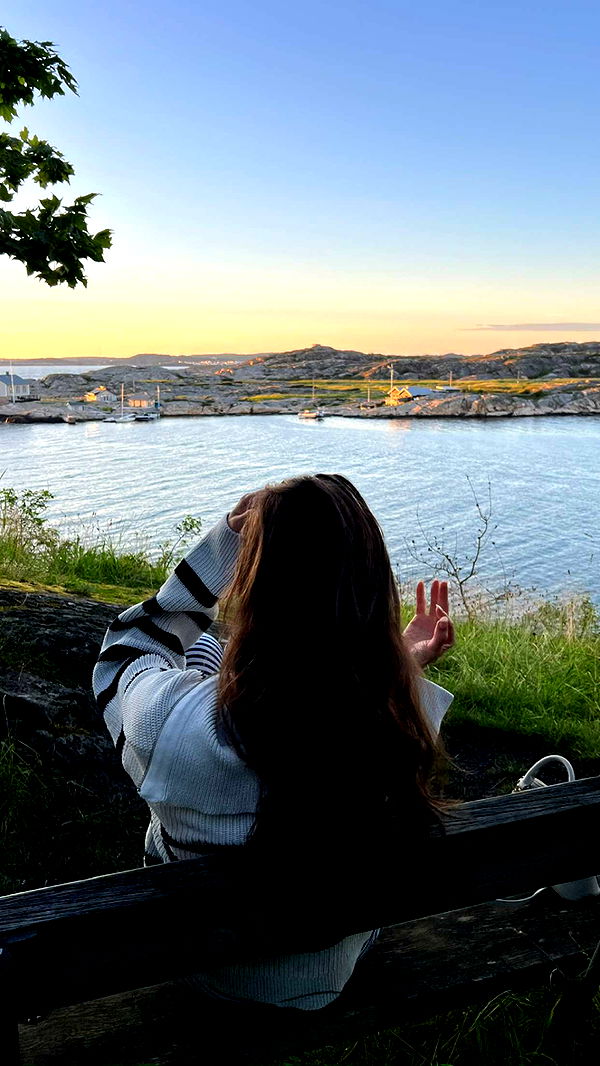 mathilda_bergs image ~ Altpins