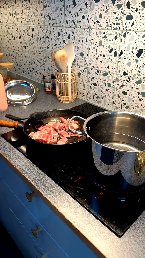 mathilda_bergs image ~ Altpins