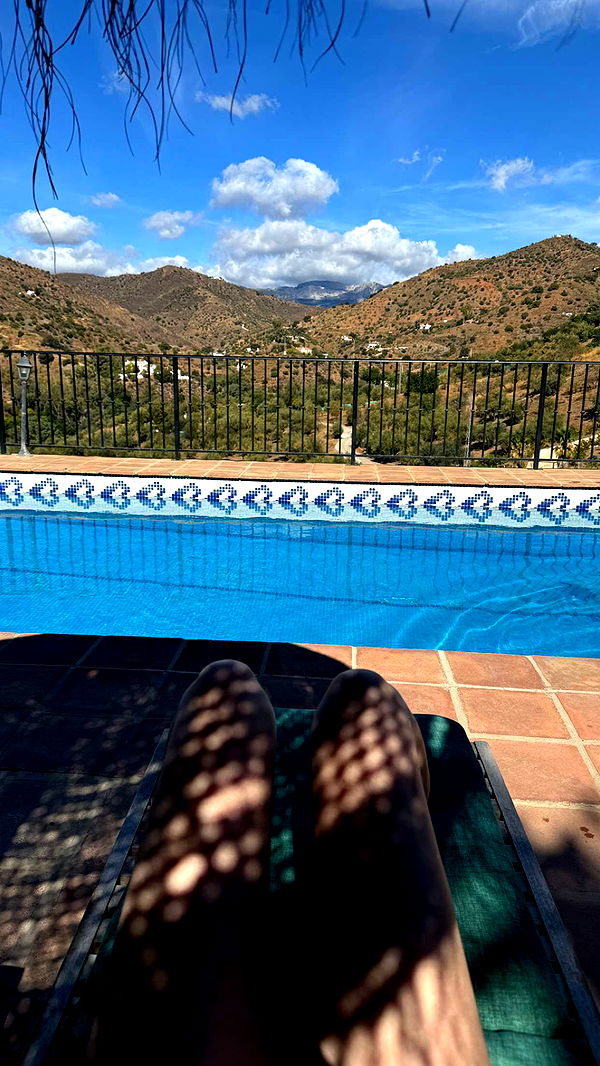 mathilda_bergs image ~ Altpins