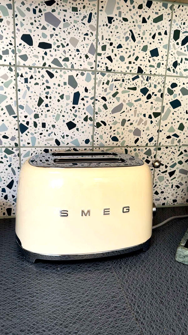 mathilda_bergs image ~ Altpins