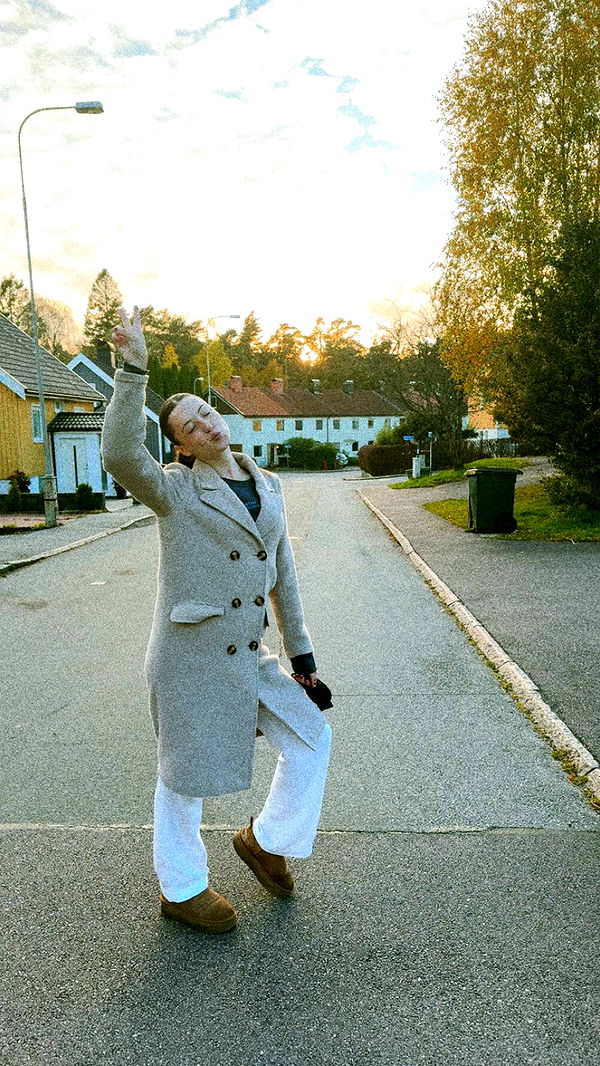 mathilda_bergs image ~ Altpins