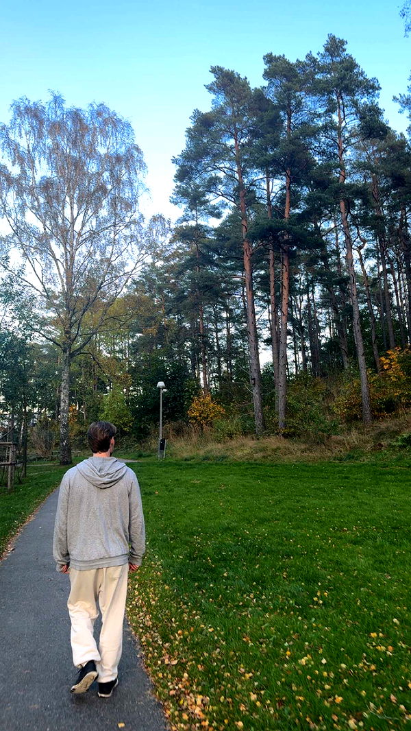 mathilda_bergs image ~ Altpins